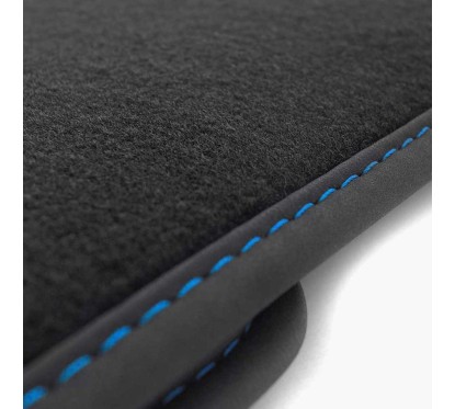 Tapis Skoda Kodiaq NS à partir de 2017 Velours NOIR avec liseré Bleu