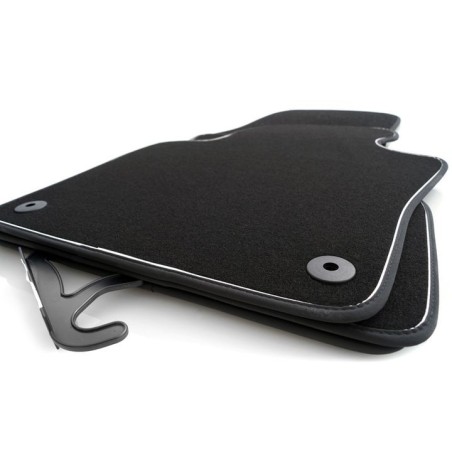 Tapis Tiguan (5N) (2008 - 2015) NOIR avec liseré BLANC