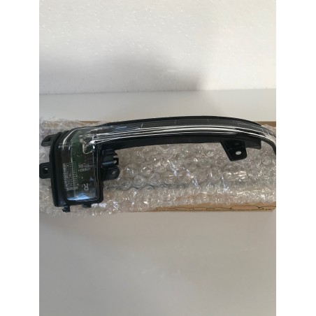 8K0949102C - 8K0 949 102 C Clignotant Rétroviseur extérieur (Droit)
