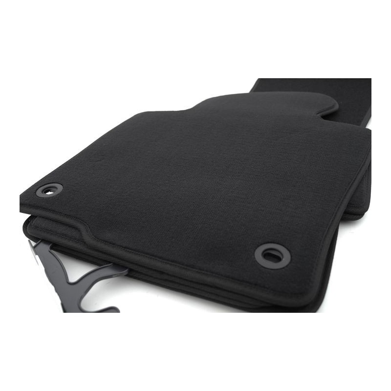 Tapis SKODA Octavia I (1U) (2003 - 2010 ) velours NOIR Tapis SKODA Octavia I (1U) (2003 - 2010 ) velours NOIR