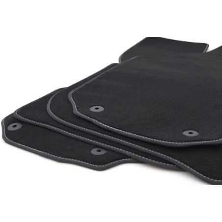 Tapis Audi A6 S6 A6 AVANT (4A - C4) (1994 - 1997) NOIR & liseré BLANC