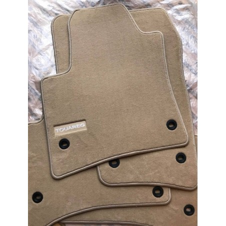 Tapis Touareg 7L (2002 - 2010) D'origine VW Couleur Beige avec inscription TOUAREG